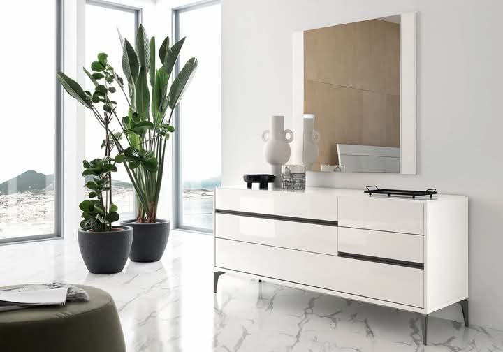 premium Gloss chest if drawer