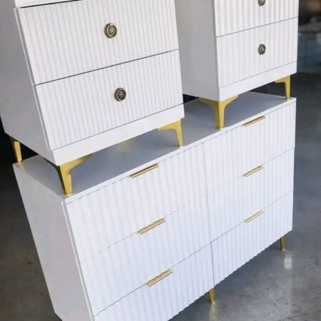 chest of drawer plus 2 pedastals